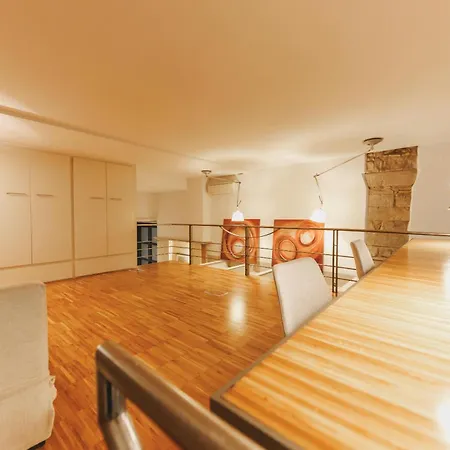 Bravissimo Cort Reial 15, Monthly Girona