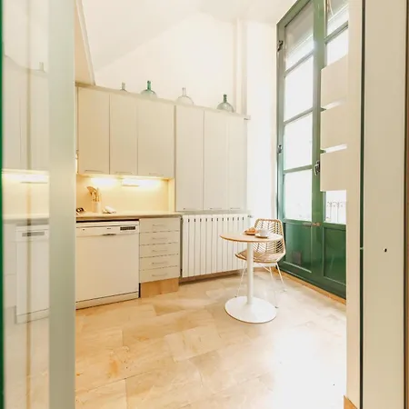 Bravissimo Cort Reial 15, Monthly Appartamento Girona