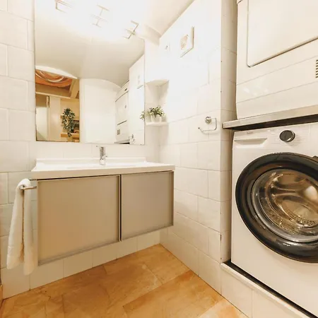 Appartamento Bravissimo Cort Reial 15, Monthly Girona