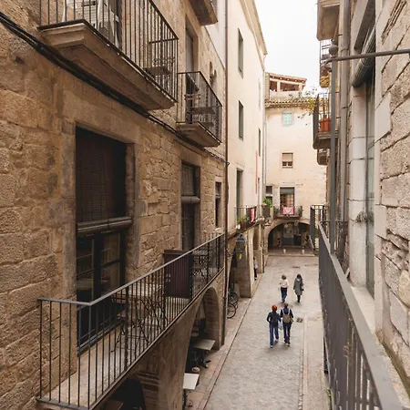 Bravissimo Cort Reial 15, Monthly *