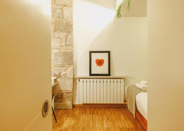 Bravissimo Cort Reial 15, Monthly Διαμέρισμα *